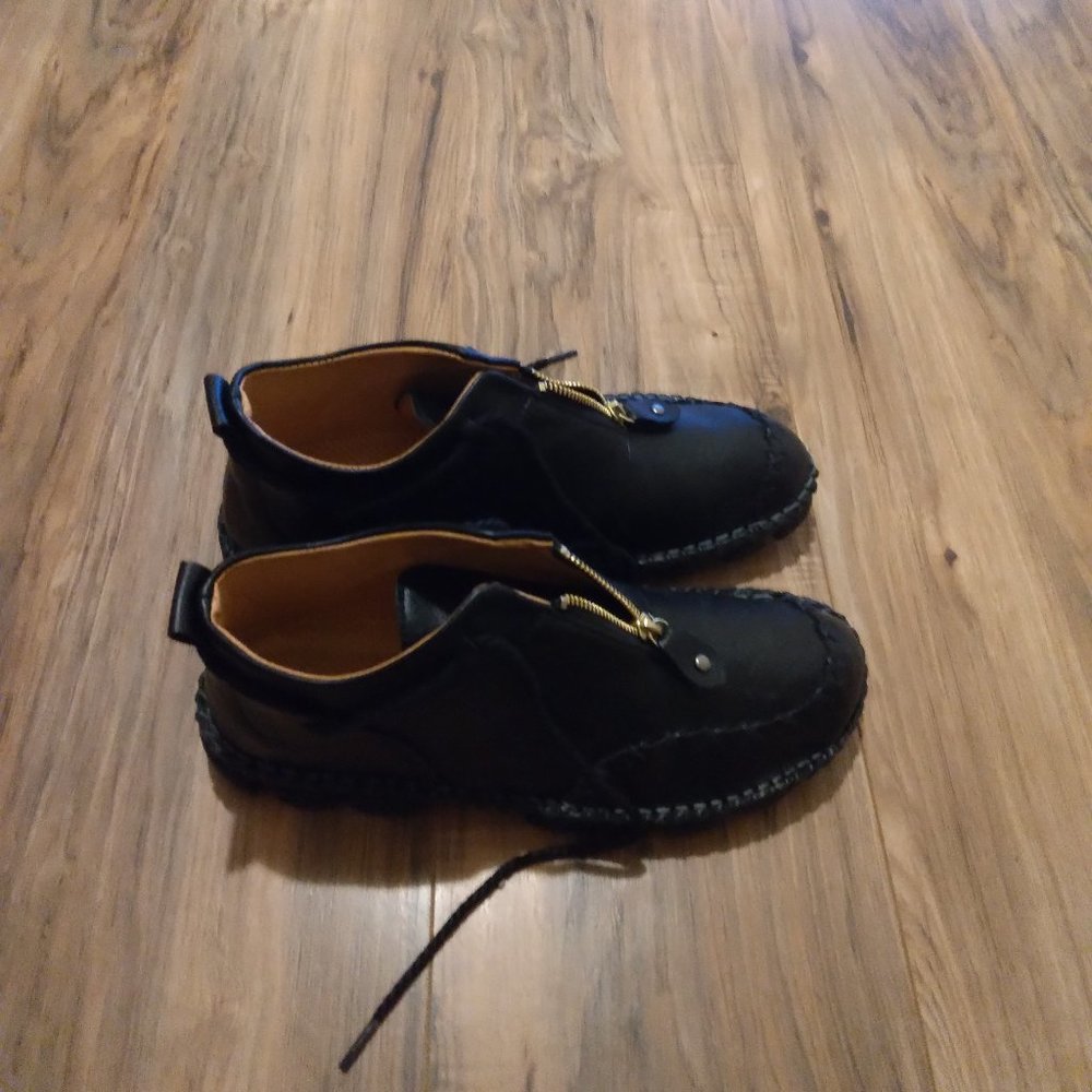 Fashion , black shoes